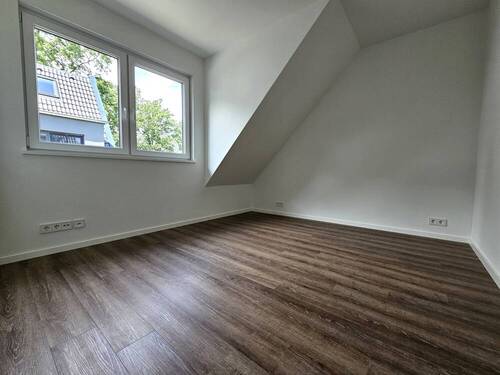 Zimmer 2 - 