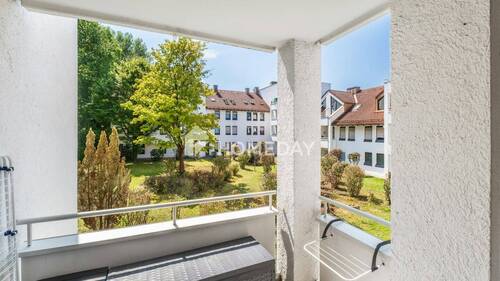 Balkon 1 - Gepflegte 1-Zimmer-Wohnung mit Balkon und Stellplatz in ruhiger Wohnlage