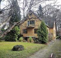 AUS ALT WIRD WOW – DOPPELTES WOHNPOTENZIAL: Zweifamilienhaus in idyllischer Lage - Hamburg Bergstedt