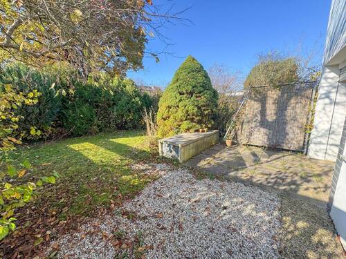 Außenansichten - 4 Zimmer Reihenendhaus zum Kaufen in Amberg