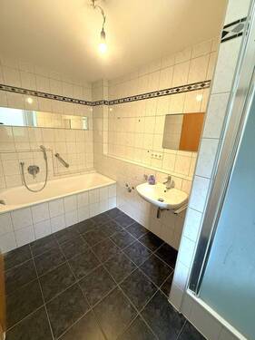 Badezimmer im EG (2) - 
