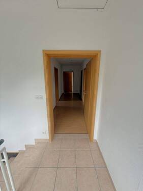 Zugang zur Wohnung im DG - 