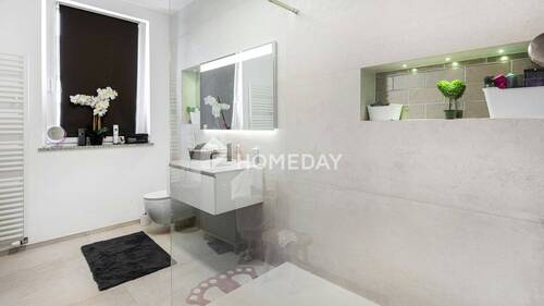 1. OG Badezimmer 2 - 