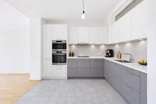 Küche - Etagenwohnung mit 80,00 m&sup2; in Landshut zum Kaufen