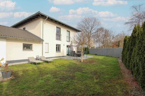 Südwestansicht - 5 Zimmer Einfamilienhaus in Essenbach