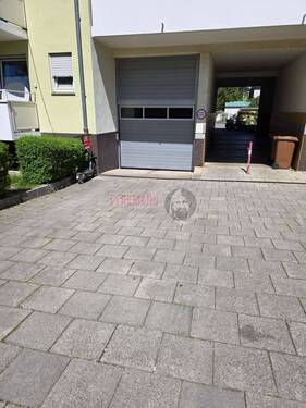 Zufahrt Tiefgarage - 