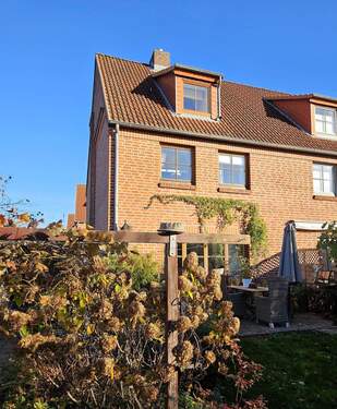 Ansicht Gartenseite - Reihenendhaus in bester Lage - 370.000,00 EUR Kaufpreis, ca.  121,00 m² Wohnfläche