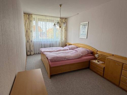 Schlafzimmer 1. OG - 