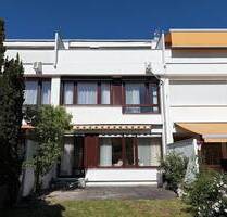 Reihenmittelhaus in Aschheim - 799.000,00&nbsp;EUR Kaufpreis, ca.&nbsp; 165,80&nbsp;m&sup2;&nbsp;Wohnfl&auml;che in Aschheim (PLZ: 85609)