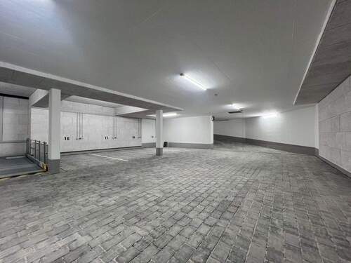 TG mit Einzelstellplatz - 