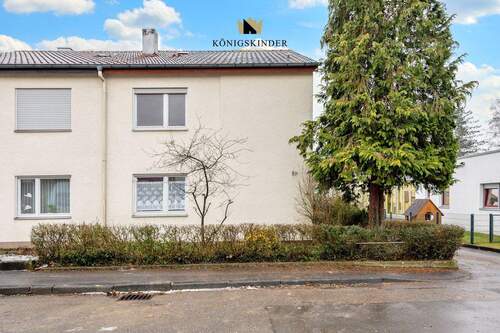 Außenansicht - 7 Zimmer Doppelhaushälfte in Hochdorf