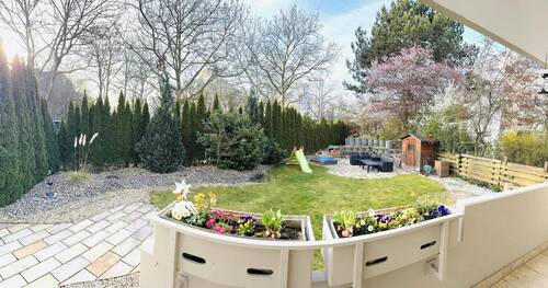 Garten - Einmalige Chance: Helle 4,5-Zimmer Erdgeschoss-Wohnung mit großem Garten & Terrasse