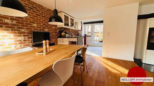 Essen mit Genuss! - In der schönsten Gasse Nürnbergs! Vollmöblierte 3-Zi. Wohnung über 3 Etagen mit Dachterrasse!