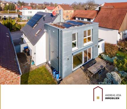 Bild 1 - Charmantes Einfamilienhaus mit Sonnengarten, kernsaniert und hochwertig ausgestattet in Ilsfeld