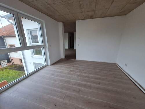 Wohnzimmer.jpg - 3 Zimmer Etagenwohnung in Losheim am See