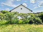 Rückansicht - **Lichtdurchflutetes Einfamilienhaus mit großzügigem Raumangebot i