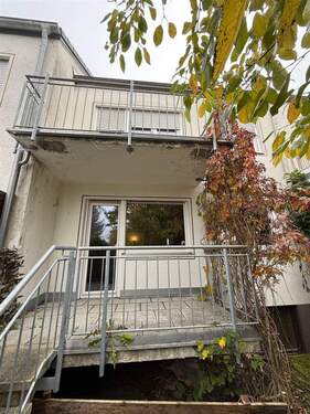Hausansicht - Reihenmittelhaus mit 130,00 m² in Wendelstein zum Kaufen