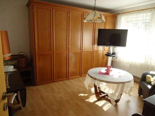 2. Schlaf-/Gäste-/Kinderzimmer - 