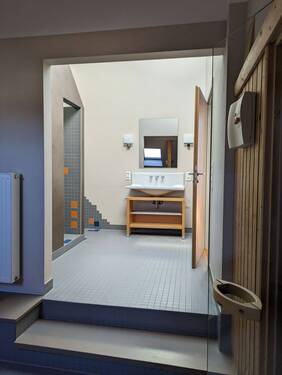 Duschbad mit Sauna im 2. OG - 
