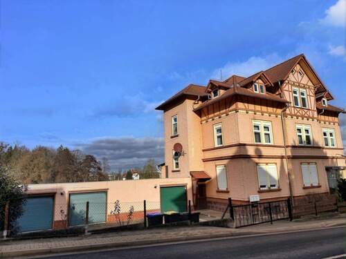 Straßenansicht - 1 Zimmer Mehrfamilienhaus, Wohnhaus in Waltershausen