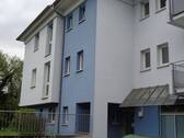 DSC00818.JPG - Zentrale Lage in Stuttgart. - Mühlhausen! Sofort beziehbare 1 12 Zi. Dachgeschoss (3 OG) - Gallerie - Wohnung .