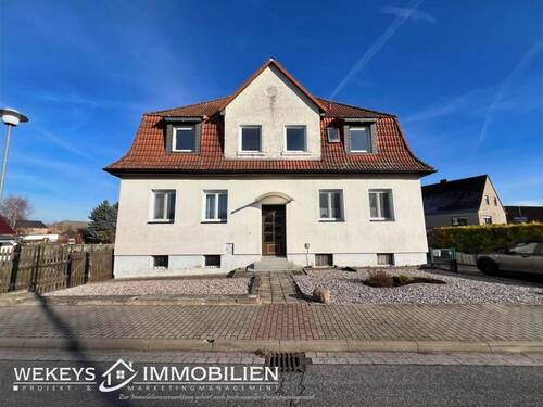 Hausansicht - Doppelhaushälfte mit 85,00 m² in Kaiserpfalz zum Kaufen