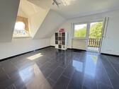 Wohnzimmer DG mit Balkon - 