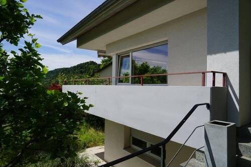 ...umlaufender Balkon - 