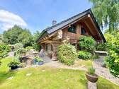Naturhaus - Einzigartig! Naturstammhaus mit eigenem Gartenparadies! Grüner Luxus!
