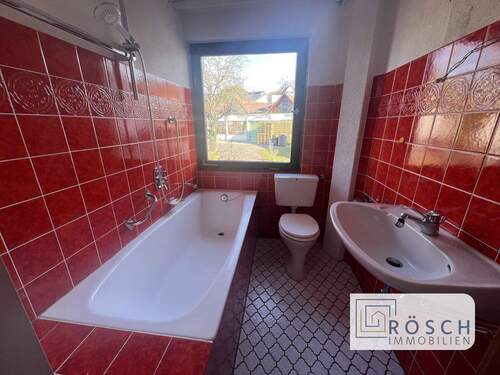 Badezimmer OG - Mehrfamilienhaus, Wohnhaus mit 153,00 m² in Haltingen zum Kaufen