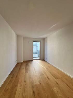 Zimmer 2 (Kind/Arbeiten/Gast) - 