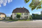 Straßenansicht - 
