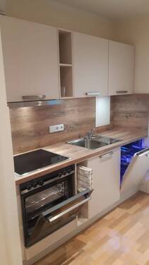 neue moderne Einbauküche - ERSTBEZUG NACH SANIERUNG!!! Attraktive Wohnung mit moderner EBK und Balkon