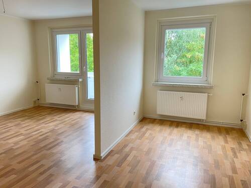 Essbereich - Etagenwohnung mit 70,00 m² in Limbach-Oberfrohna zur Miete