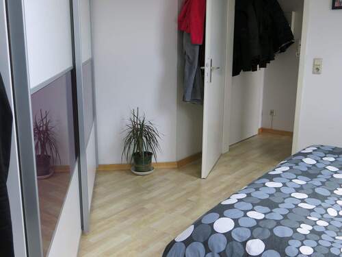 Schlafen - Blick Richtung Diele - 