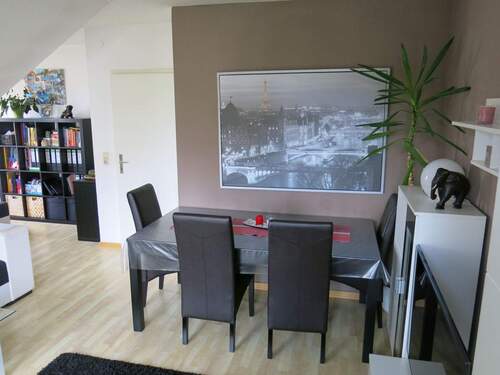 Wohnen (2) - 2 Zimmer Etagenwohnung in Dresden