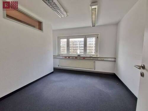 01.OG - Büro mit 167,00 m² in Frankfurt am Main zur Miete