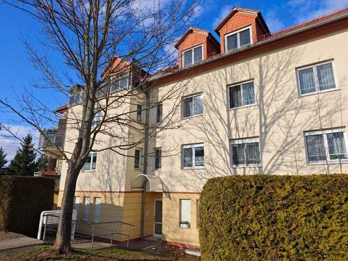 Ansicht - bezugsfreie 2-Raum Wohnung mit Terrasse und TG-Stellplatz