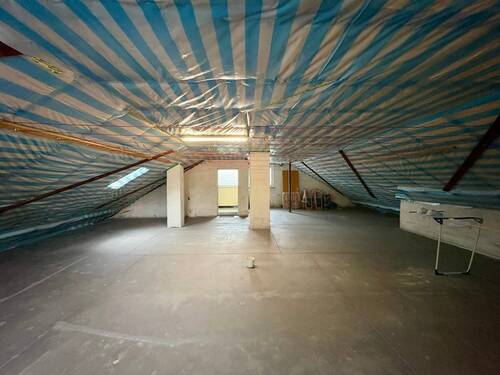 Spitzboden - 