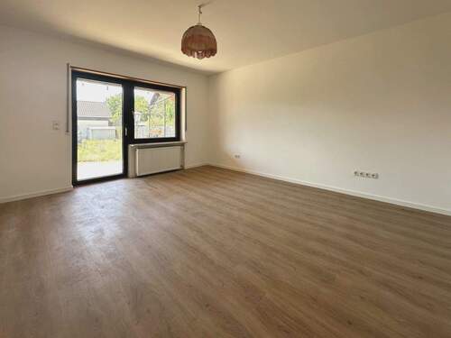 Schlafzimmer - Etagenwohnung mit 121,00 m² in Böhl-Iggelheim zur Miete
