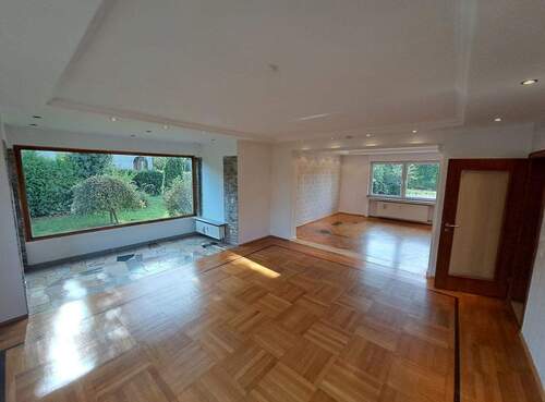 Wohn-/ Esszimmer EG - 7 Zimmer Mehrfamilienhaus, Wohnhaus zum Kaufen in Dortmund