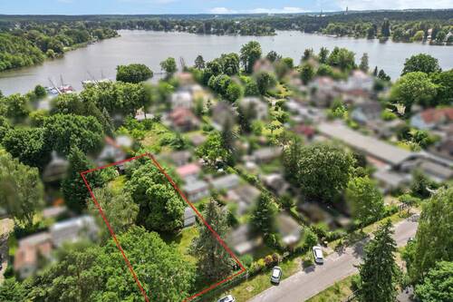 Bild 1 - Sonniges Baugrundstück: Bauen Sie Ihr Traumhaus in idyllischer Lage!