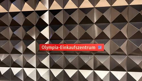 OEZ (12 Fahrtminuten entfernt) - 