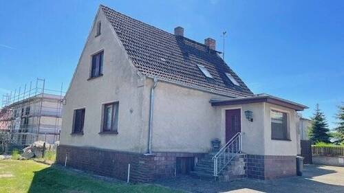 Aussenansicht - Einfamilienhaus mit vielen Alternativen