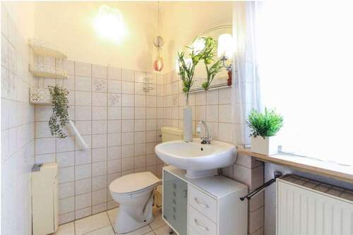 Gäste-WC - Reihenmittelhaus mit 101,00 m² in Schöneck zum Kaufen