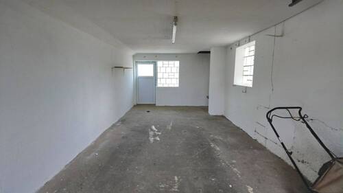 Garage 1 - 