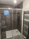 Neu renoviertes Bad - 