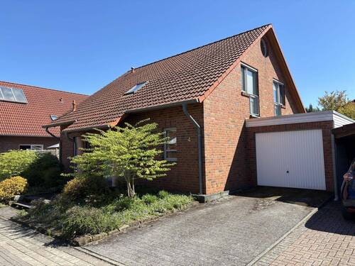 Vorderansicht - 5 Zimmer Einfamilienhaus zum Kaufen in Wennigsen