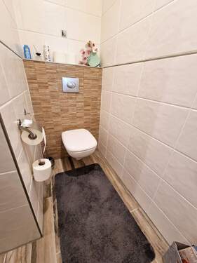 WC - 