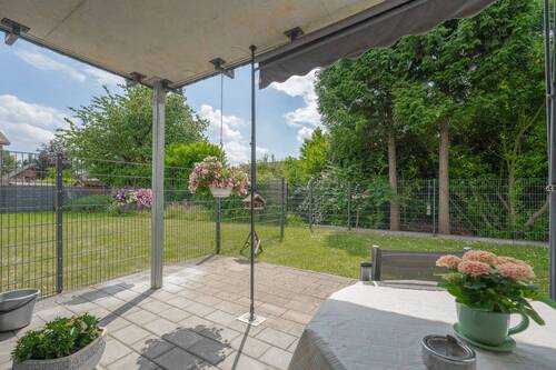 Überdachte Terrasse - 2 Zimmer Etagenwohnung zum Kaufen in Wassenberg